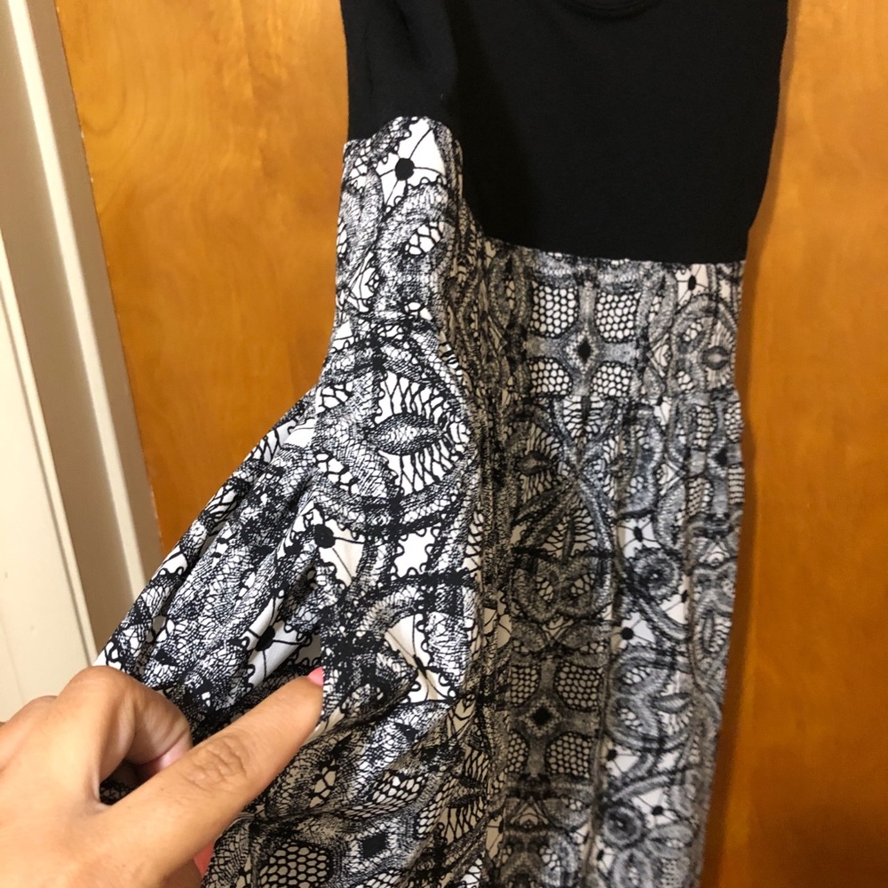 Express Dress - Picture 7 of 7